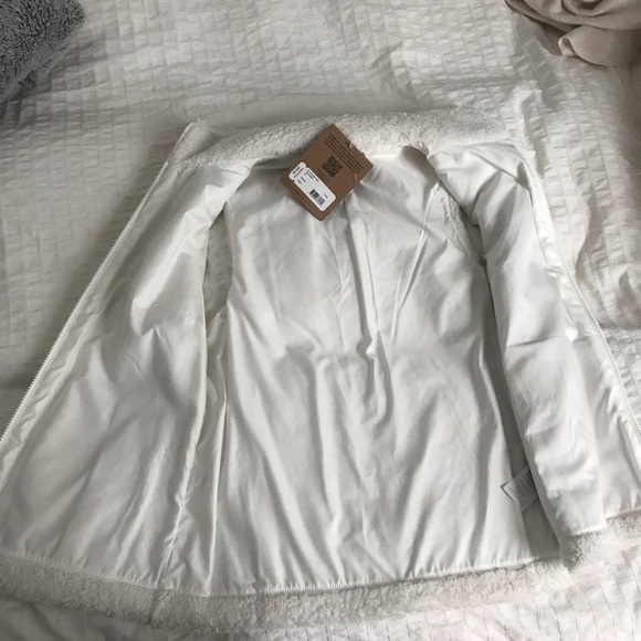 NEW W TAGS Patagonia Vest - Picture 2 of 7